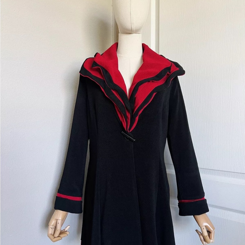 IC Connie K Black & Red Jacket with Wire Collar Size Large